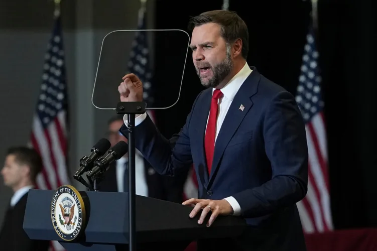 Vance says he's 'disgusted' by GOP pushback to Ramaswamy ad featuring Amy Acton's estranged mother